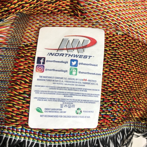 Disney Mickey Mouse Made USA Holiday Cheer Woven Tapestry Throw 48x60 Inch - Picture 6 of 8